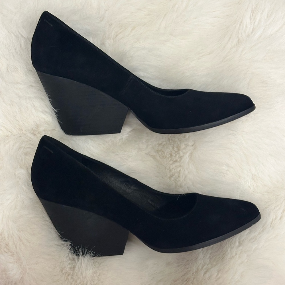 Eileen Fisher Black Hawk Suede Heels Pump Size 11 EUC - Picture 5 of 8